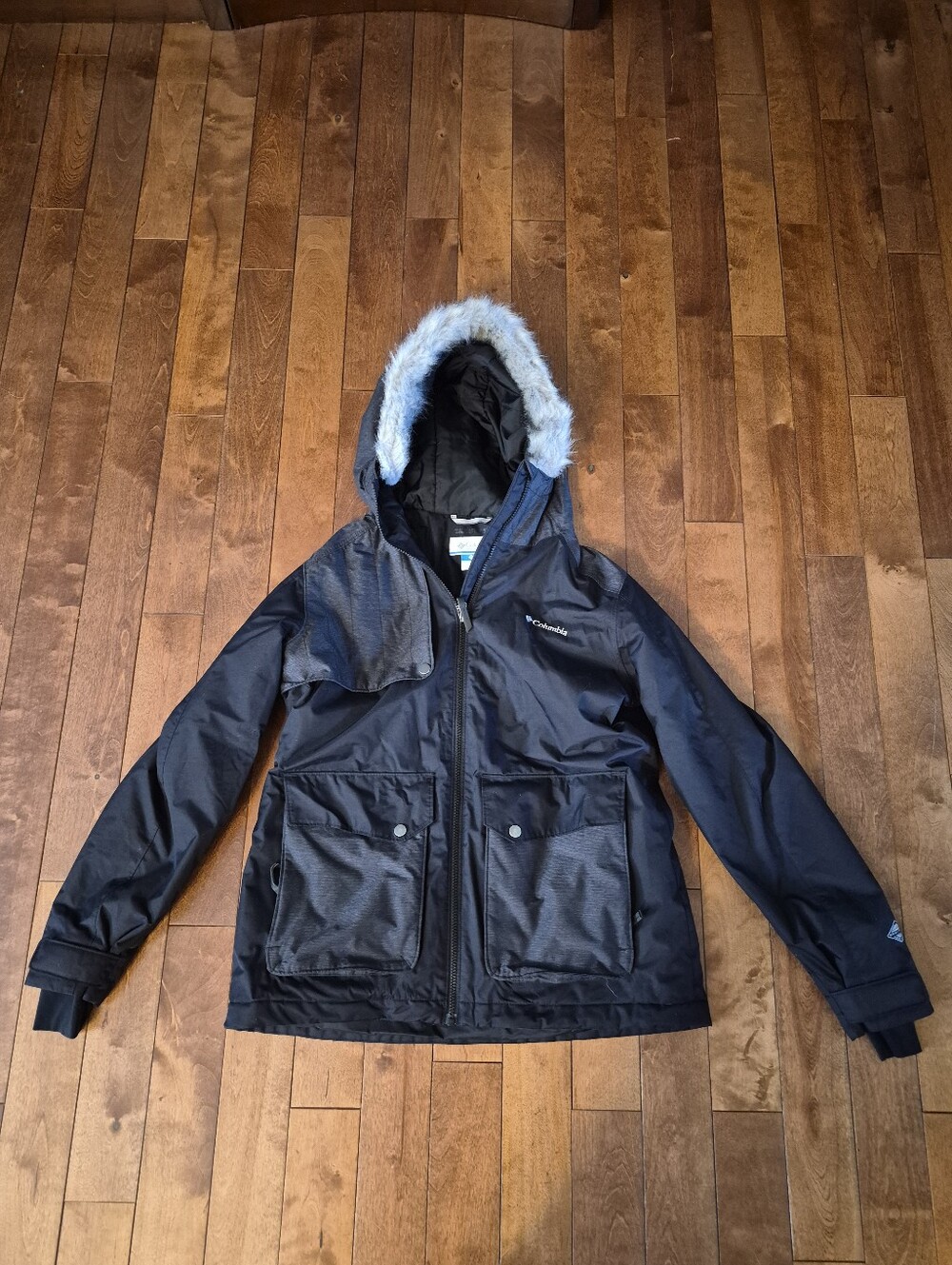 Columbia Women's Winter Jacket Black & Grey Large